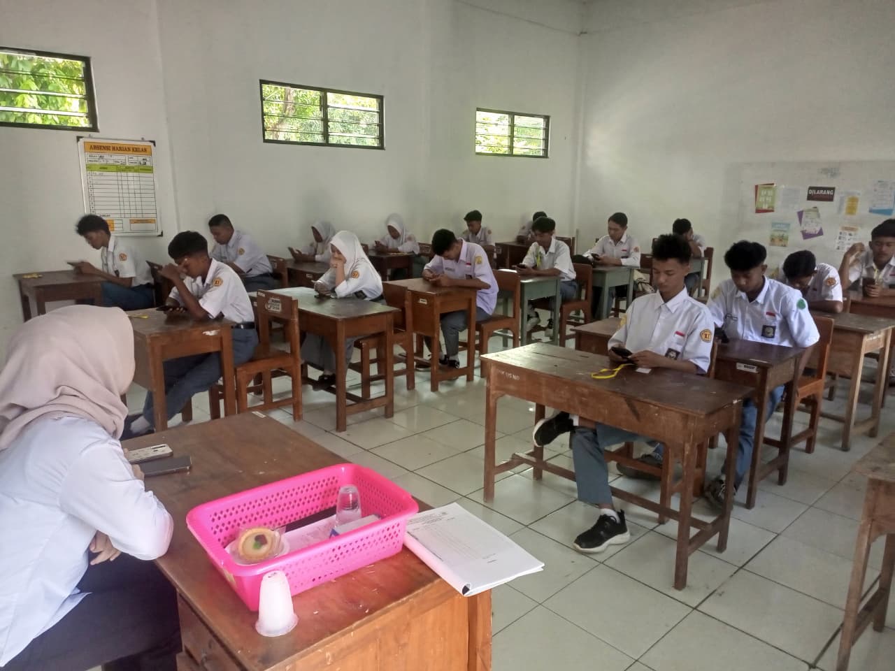 Go Digital & Paperless! SMK Untung Surapati Gelar SAS Gasal 2025/2026 Berbasis Teknologi